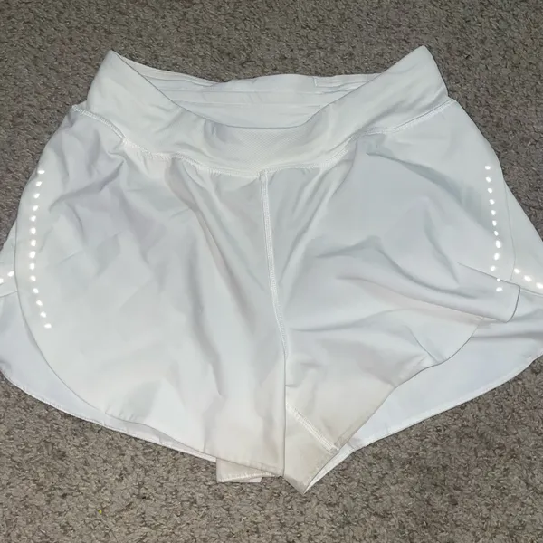 Lululemon Find Your Pace 3" Shorts - Image 2