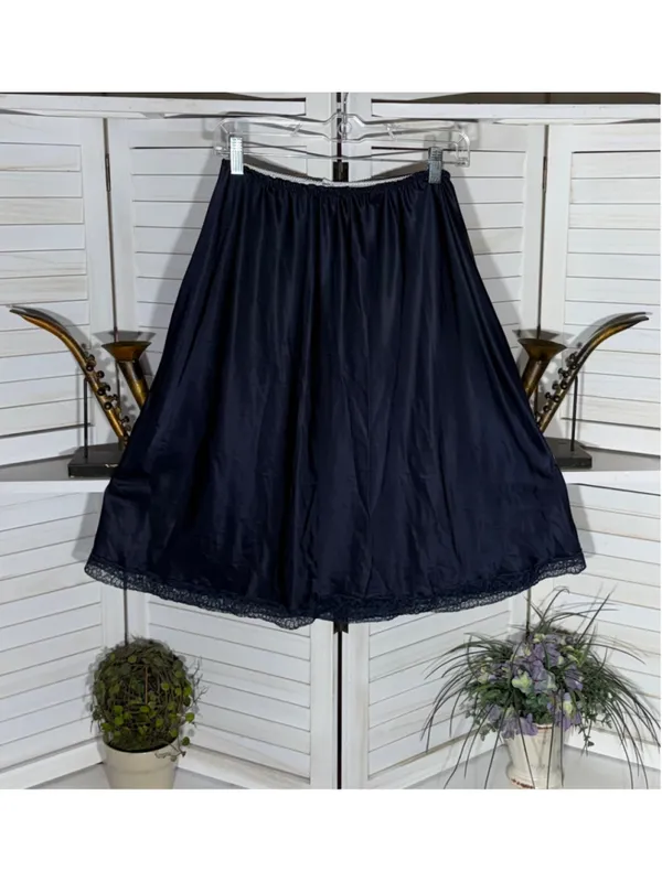 Vintage black slip skirt sheer lace hemline whimsigoth mod pinup Alt boho sz M - Image 2