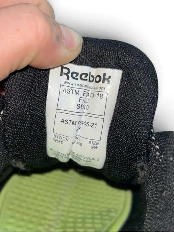 Reebok Women’s Composite Toe Shoes Size 9W - Image 6