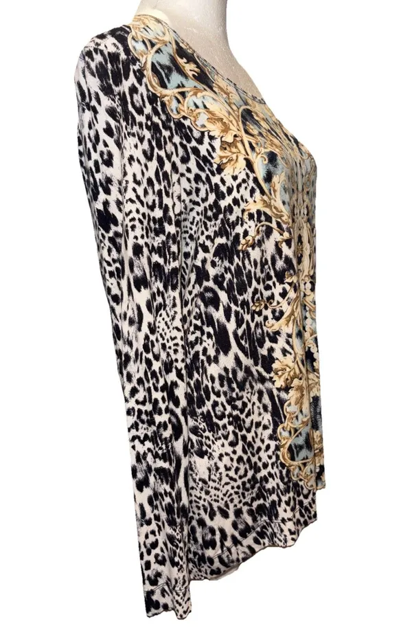 Chico's Animal Print Long Sleeve Blouse Size 1 Or Medium - Image 3