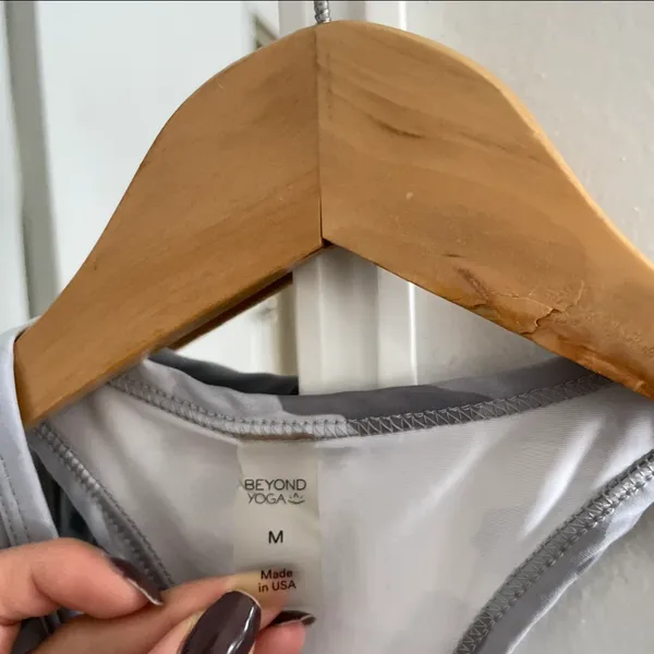 Beyond Yoga Grey Camo Sports Bra - Image 4