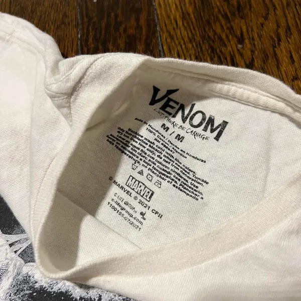 Marvel NYC Comic Con  Venom T Shirt - Image 4
