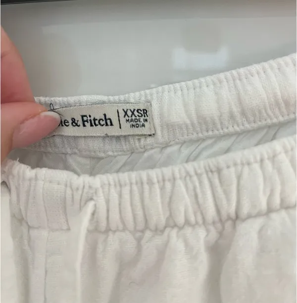 Abercrombie Linen Pants - Image 3