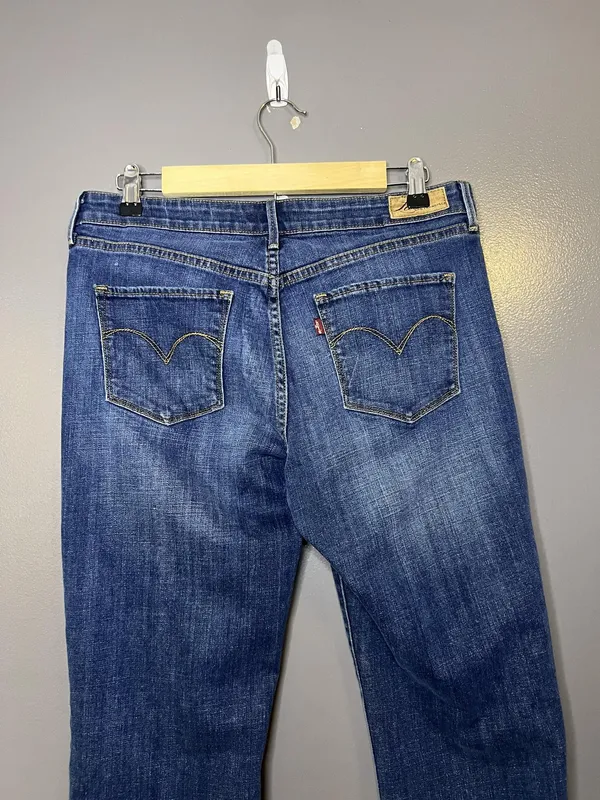 Levis Demi Curve Boot Cut Jeans Womens 10/30 Medium Wash Mid Rise Stretch Denim - Image 5