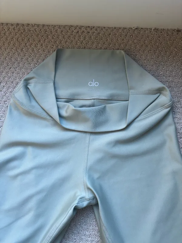 Alo Yoga High-Waisted Leggings - Image 2