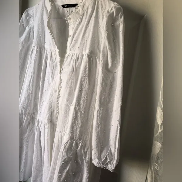 ZARA Embroidered Eyelet Floral Cotton Mini button down Dress boho babydoll sz M - Image 5