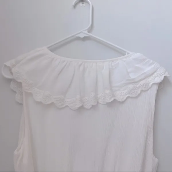 Lauren Conrad White Dress with Tie Belt Size Medium - Image 6