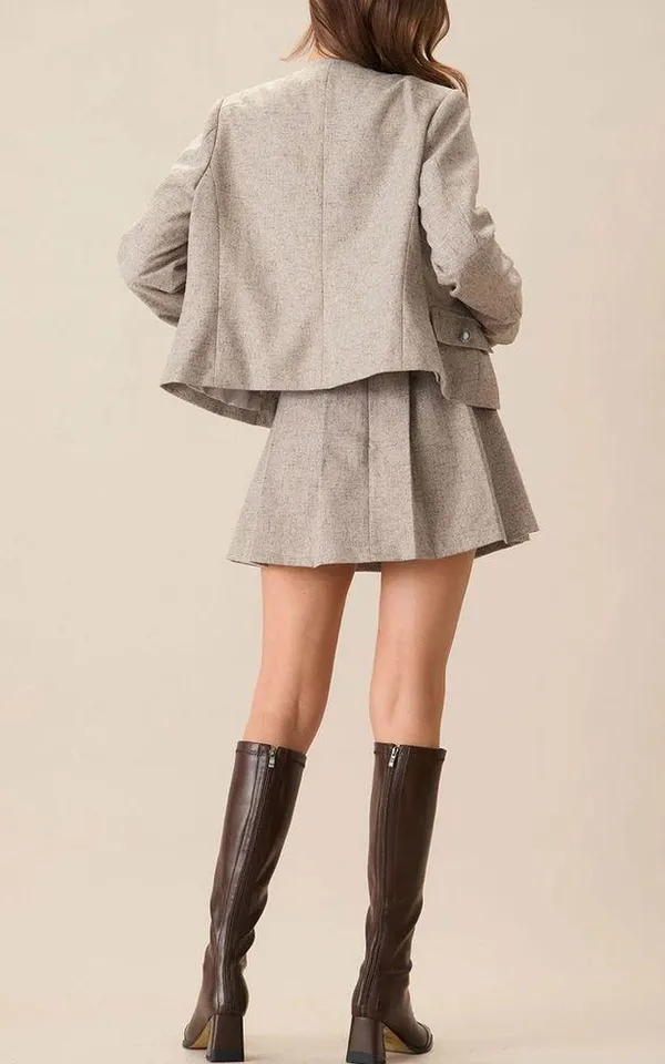 Rihoas Round Neck Khaki Single-Breasted Jacket & Pocket Pleated Mini Skirt - Image 7