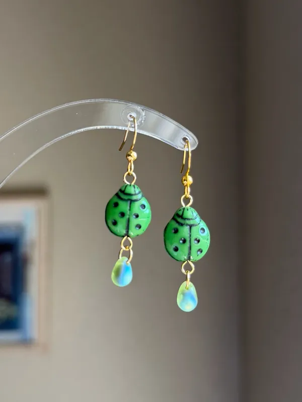 Handmade fairy cute whimsy ladybug dangle earrings💚🐞 - Image 4