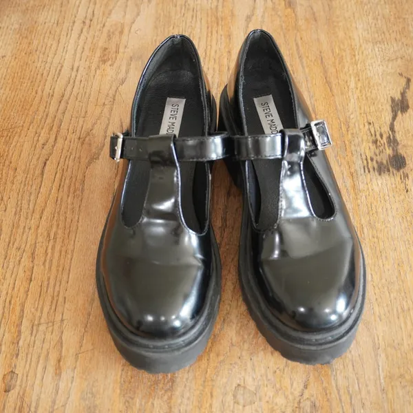 Steve Madden Women's Size‎ 8.5 Black Patent Platform Mary Jane Lug Sole Shoes - Image 2