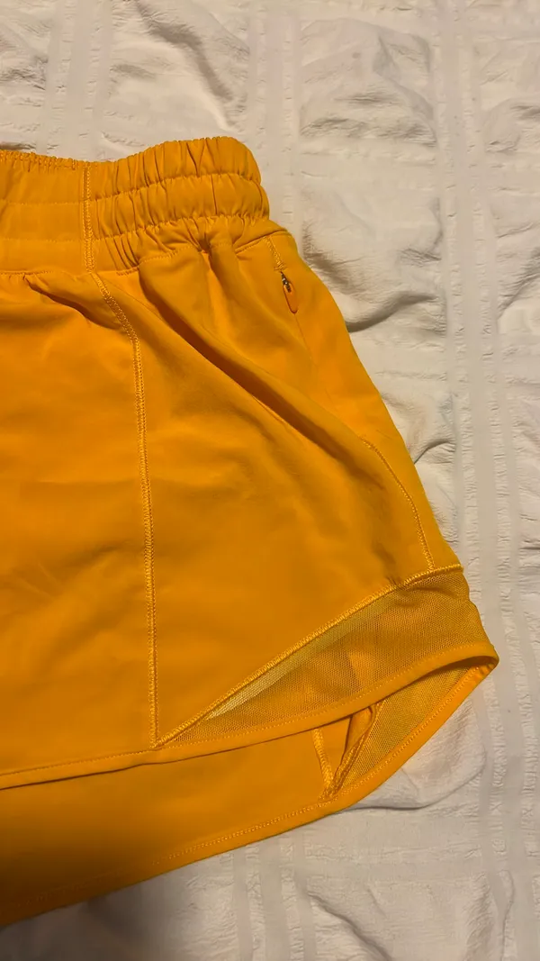 Lululemon Hotty Hot Shorts 4" - Image 2