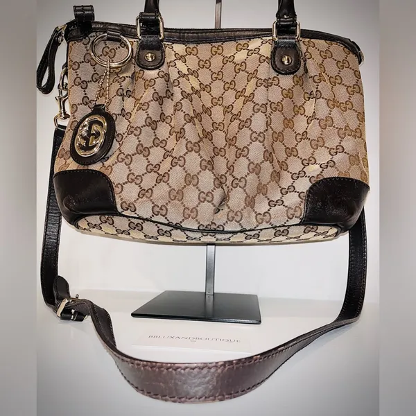 Gently Used - Gucci Canvas Sukey Shoulder Bag - Image 4