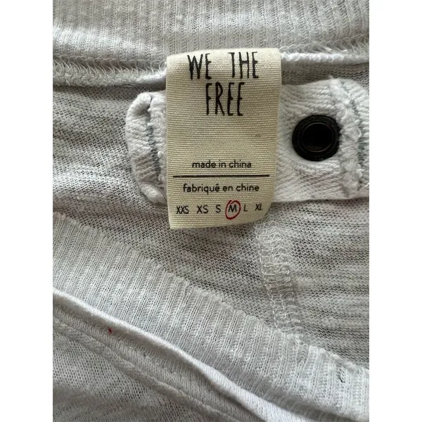 Free People Women's Cropped V-Neck T-Shirt Gray Size M Standard Casual - Image 4