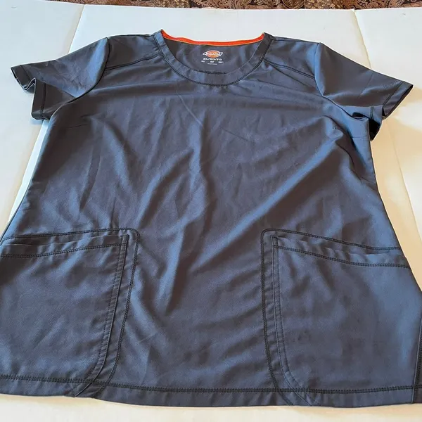 Dickies Dynamix grey‎ Scrub Top short sleeve size XL women's - Image 3