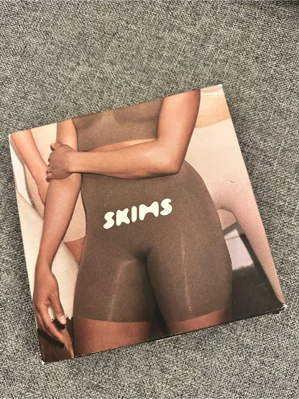 Skims Sculpting Short Mid Thigh Shorts 2X/3X in Umber - Image 4