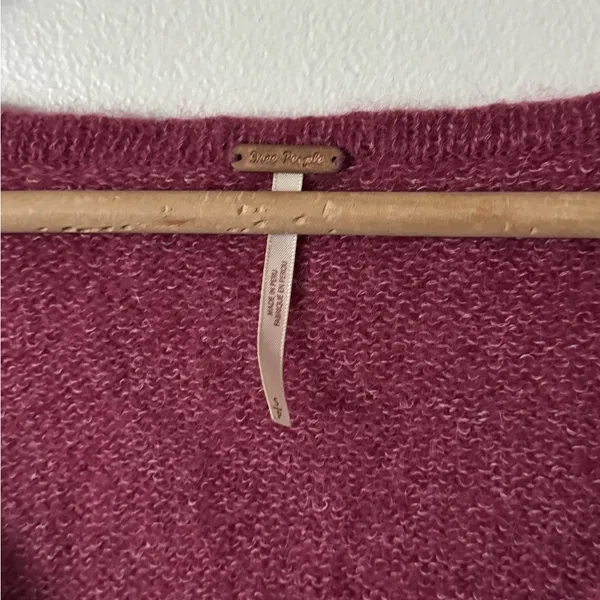 Free People S Alpaca Wool Blend V-Neck Sweater in Deep Pink - Image 2