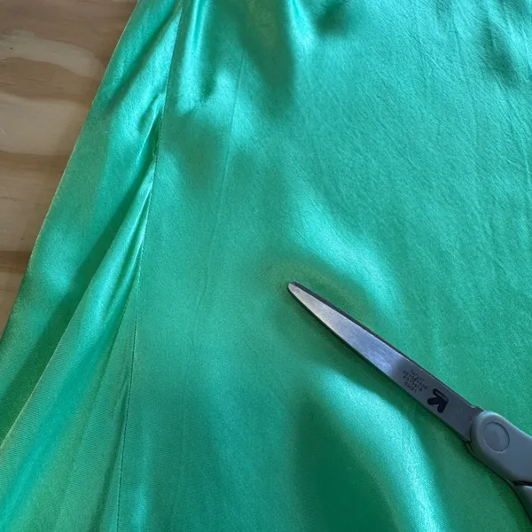 Topshop Green Satin Bias Cut Midi Skirt High Waisted Emerald US 0 - Image 7