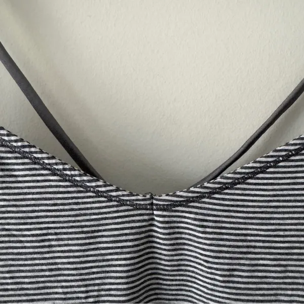 Lululemon Breezy Tank Divided Stripe Heathered Light Grey Heathered Dark Slate - Image 10