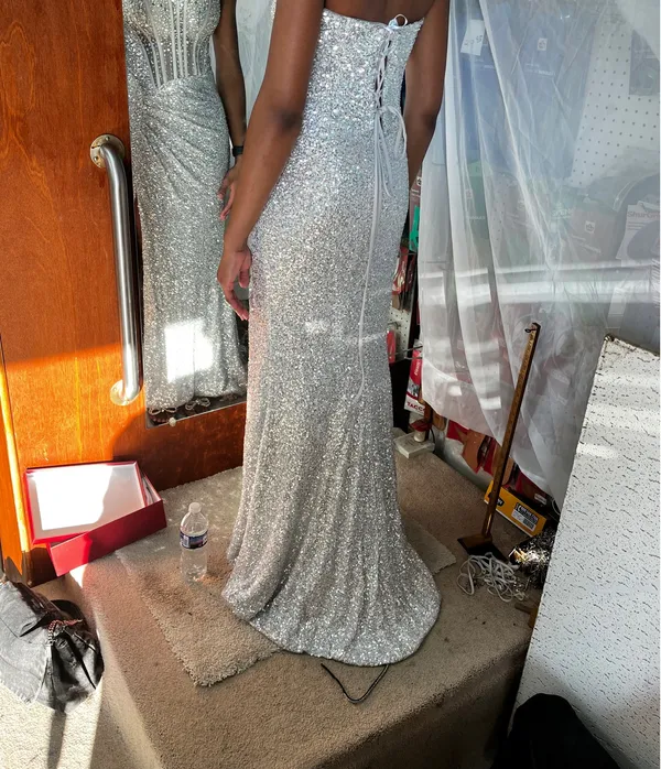 Camille La Vie Prom Dress Sequin - Image 6