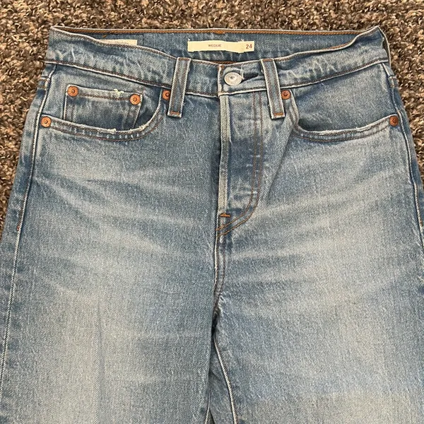 Levi’s Wedgie Jeans - Image 2