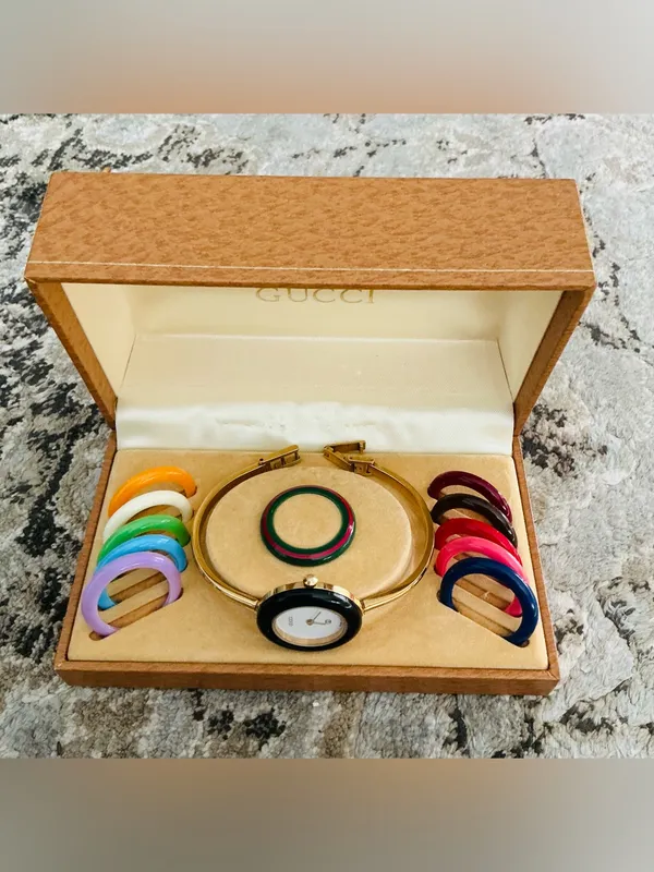 BEAUTIFUL GUCCI bangle watch set 🔥🔥🔥 - Image 15