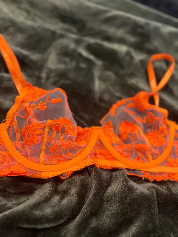 Neon Orange Lace Bra Size 34 C - Image 4
