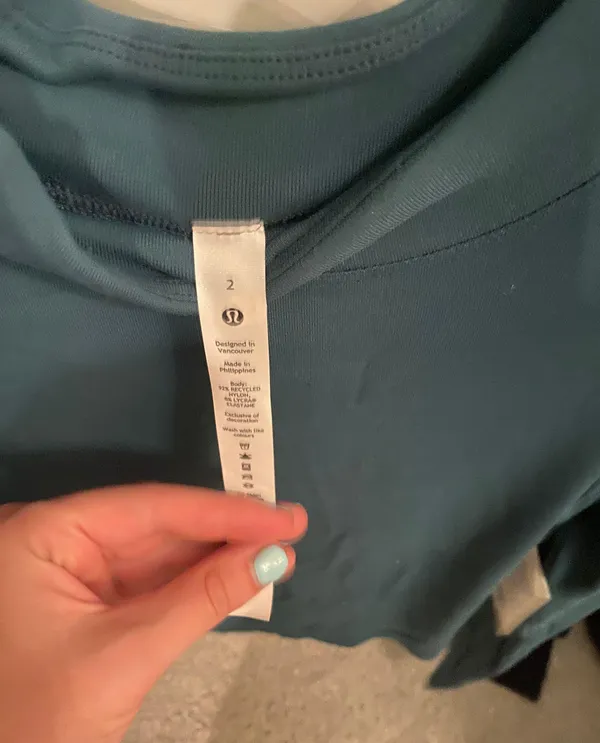Lululemon Long Sleeve Top - Image 5