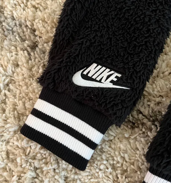 Nike NWT  Sportswear Sherpa Windrunner Jacket - Image 9