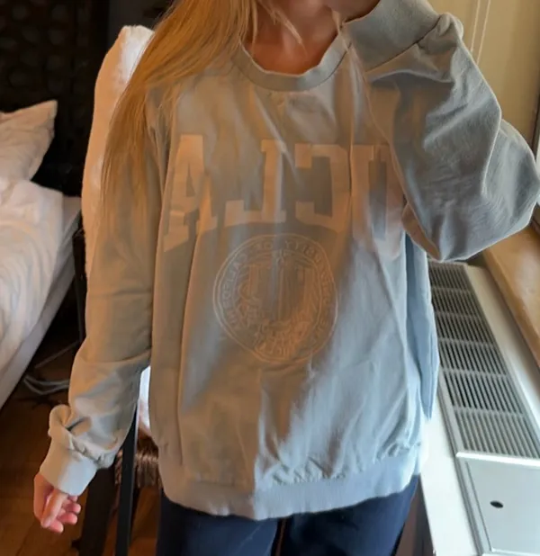 Princess Polly UCLA Sweatshirt - Image 3
