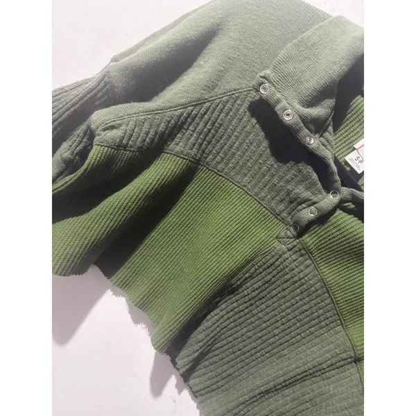 BDG‎ Green Ribbed Cropped Pullover Sweater Snap Collar Raw Hem Size S - Image 3