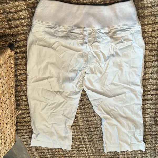 Orvis Tencel/Cotton Grey Cargo Capri Pant Size 4 - Image 10