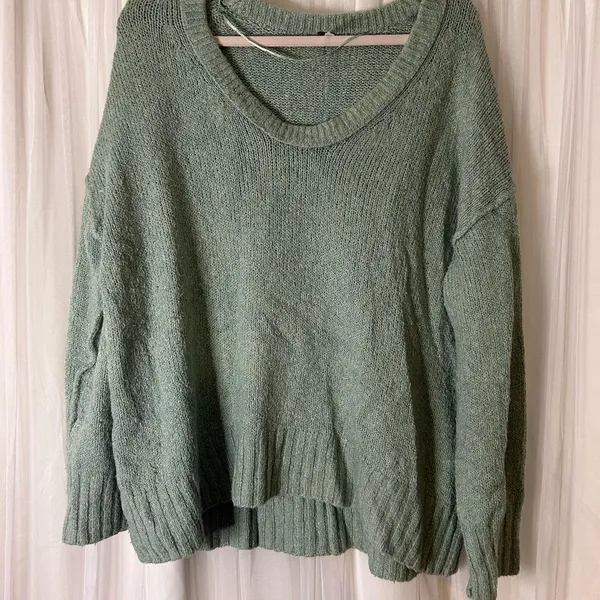 Free People Light Green Knit Sweater Over Sized - Image 2