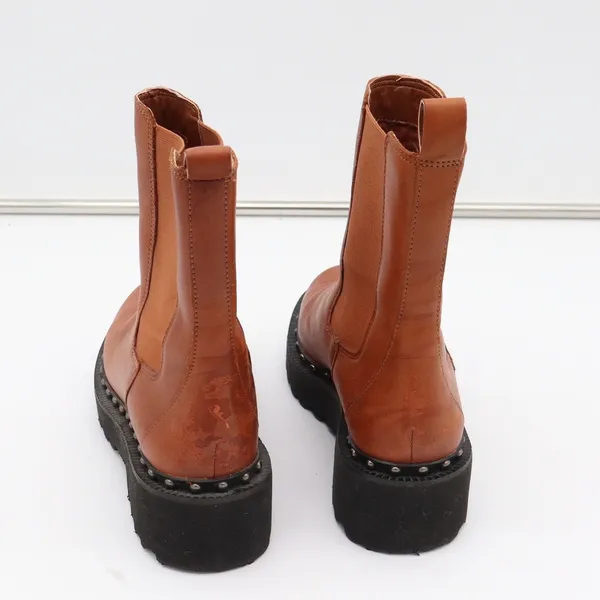 Vince Camuto Boots Womens 6 Meendey Cognac Brown Studded Lug Platform Fair - Image 4