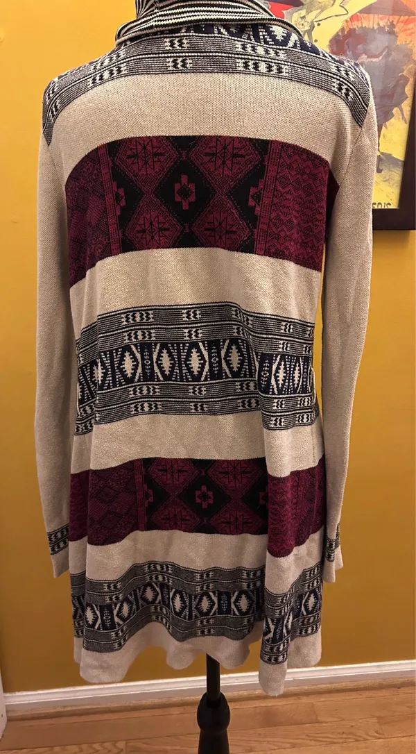 Women’s Aztec Print Open Shawl Long Cardigan Size Medium - Image 3