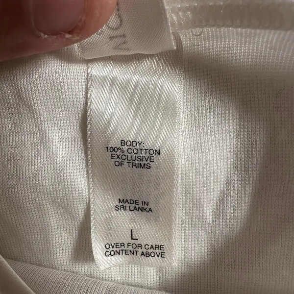 Victoria’s Secret Women’s White Cami Tank Top Size Large Adjustable Straps - Image 7
