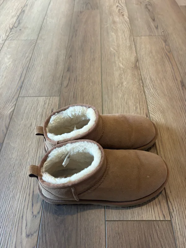 UGG ultra mini - Image 3