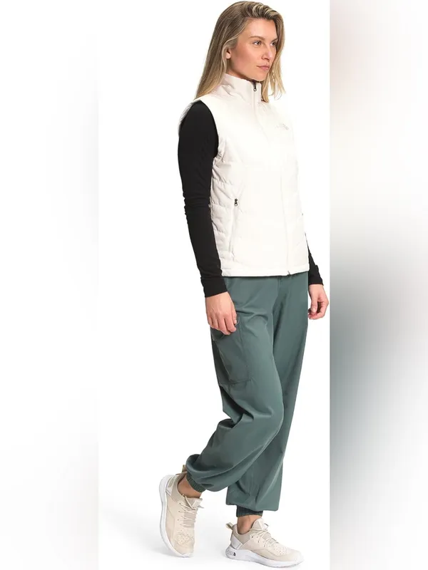 The North Face Women’s Tamburello Quilted Puffer Vest Embroidered Logo Hiking - Image 2