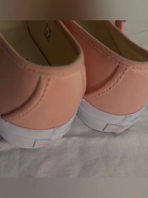 Vans Peach Mary Jane Platform Flats with Buckle size M6.5 W8 NWOB - Image 2