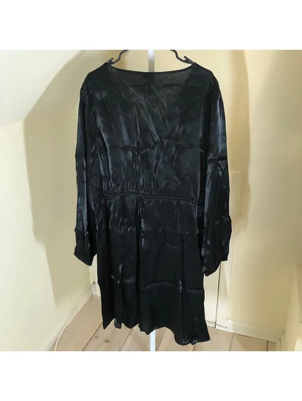 Ava + Viv NWT Women's Balloon Long Sleeve Midi Wrap Dress Black Shimmer 2X - Image 9