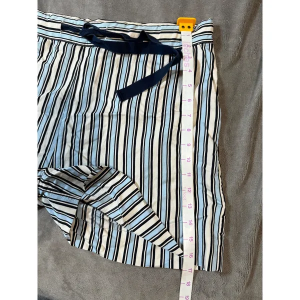 NWOT Chinti & Parker Size 6 Light Blue Cream Navy Midsummer Relaxed Shorts‎ - Image 6