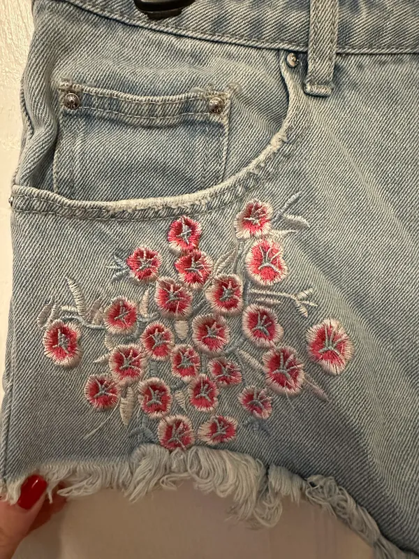 Primark Floral Embroidered Shorts - Image 2