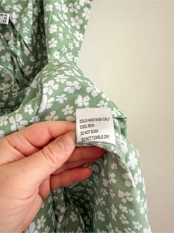 Princess Polly Green and white Floral Romper Size 10 NWT - Image 7