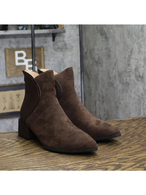 NWT Journee Collection Womens Comfort Foam Consuello Booties Faux Suede Brown 8W - Image 5