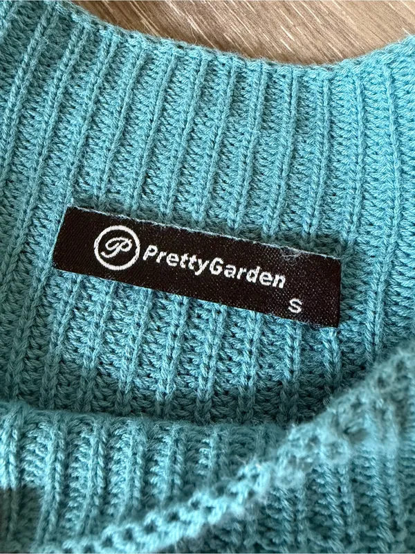 PrettyGarden Teal Knit Sleeveless Sweater Top Size Small - Image 3