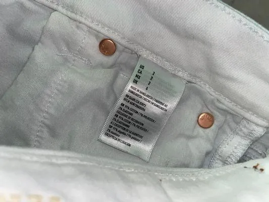 American Eagle White Denim Shorts - Image 3