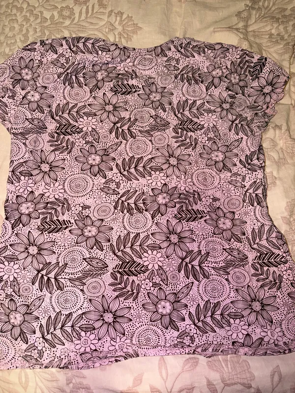 Healing Hands Scrub Top - Image 3