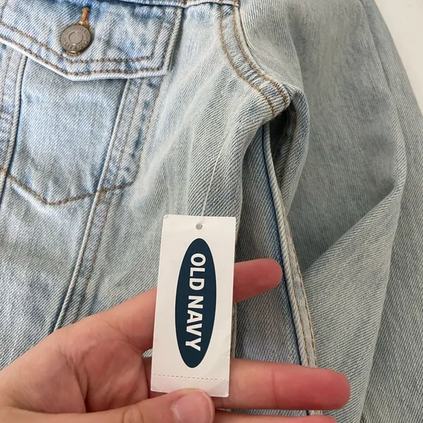 NWT | Old Navy women’s embroidered denim jacket‎ — small - Image 8