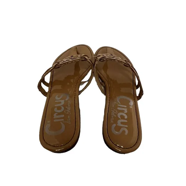 Circus by Sam Edelman Cherri Size 7.5‎ Medallion Thong Sandals Flat Beige - Image 5