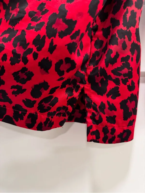 Cabernet red and black Satin Leopard Print Button Down Pajama Top Size M - Image 4