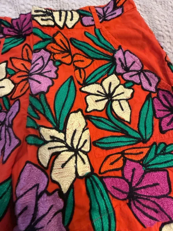 Roller Rabbit Jorales Floral Embroidered High-Rise Shorts - Image 2